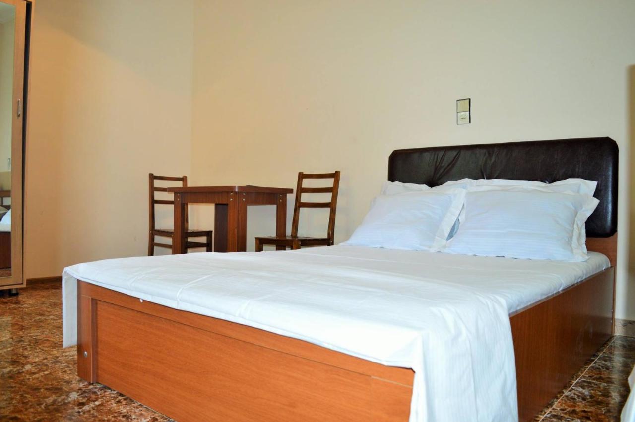 Hotel Tedi Kvareli Extérieur photo