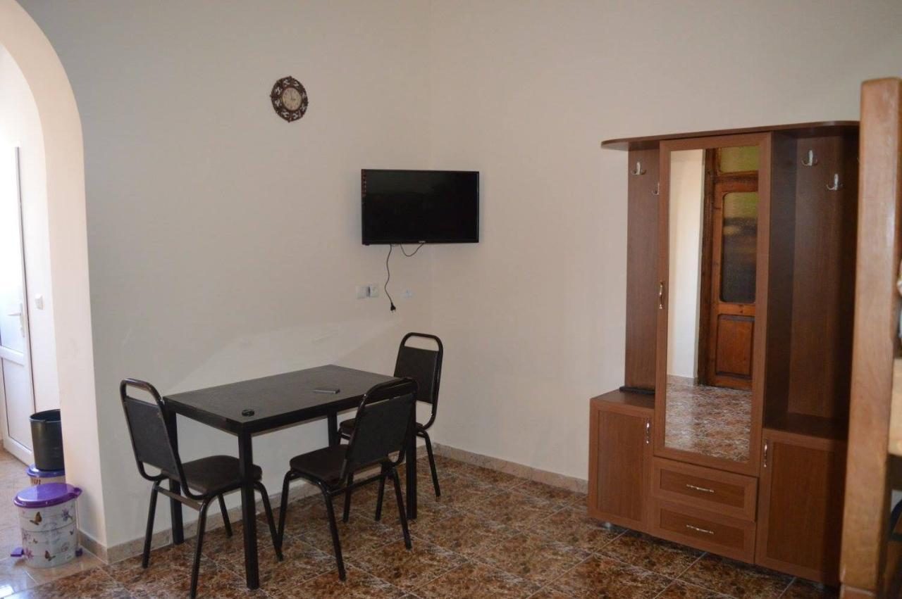 Hotel Tedi Kvareli Extérieur photo